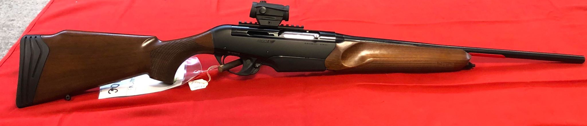 Benelli Argo en calibre 30/06 + point rouge Holosun