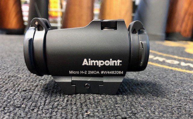 Aimpoint micro H2 en 2MOA vendu avec les bonnettes.